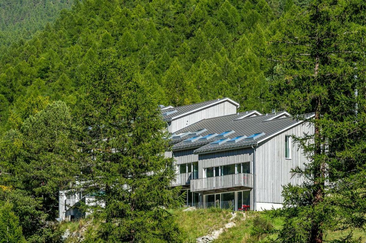 Legendaer Zermatt Aparthotel Ngoại thất bức ảnh